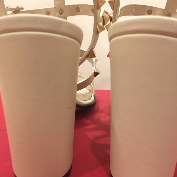 Valentino Garavani Rockstud Leather Sandals, 37/7 - Picture 3 of 6